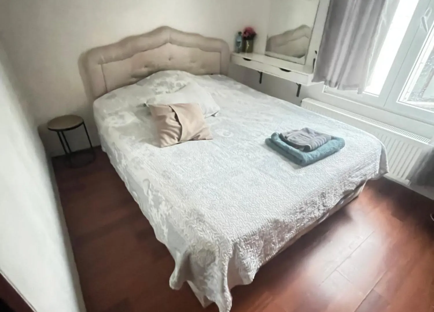 Cozy 1 Bedroom Apartment In Antwerp South 0*,